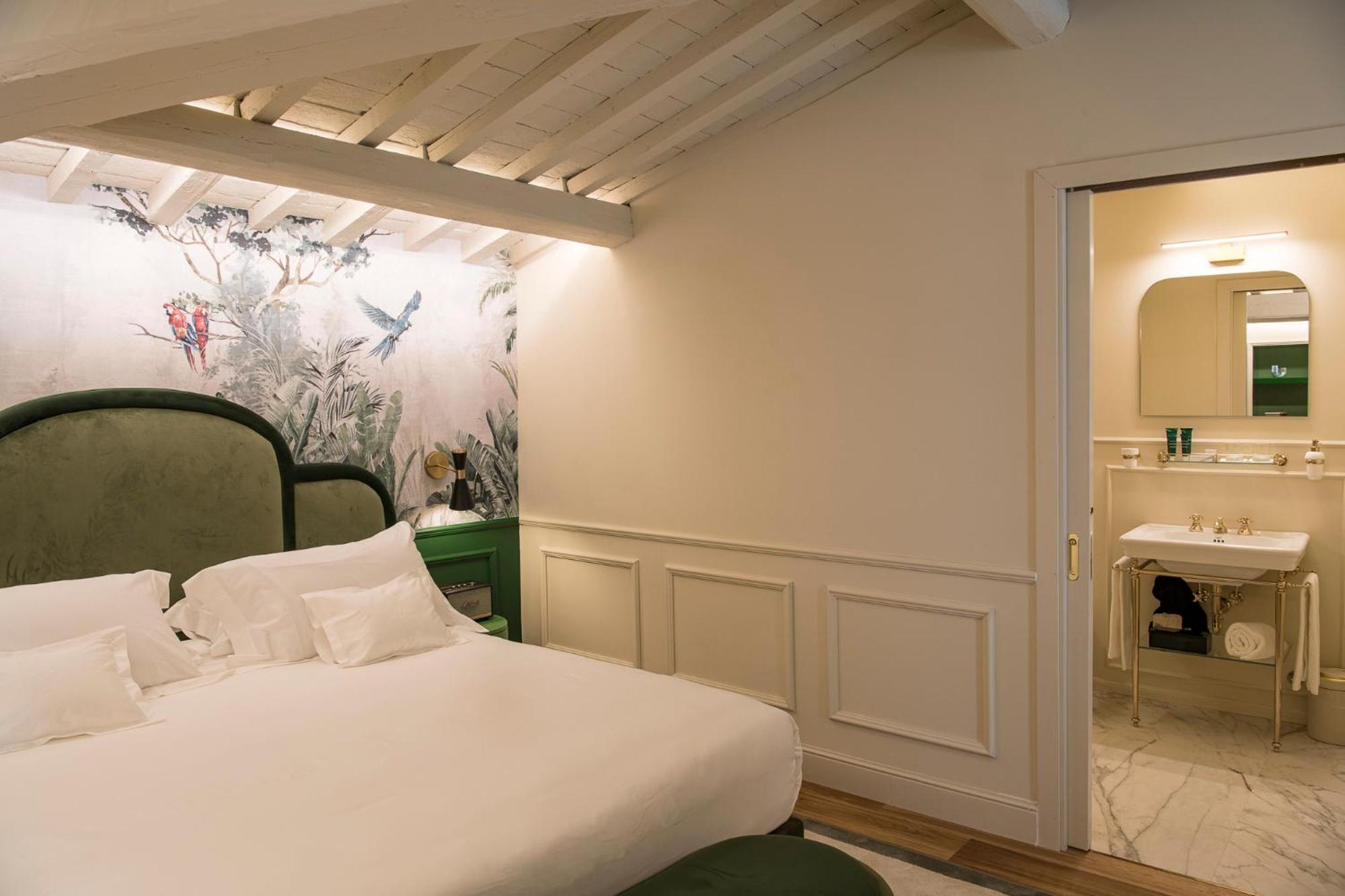 Hotel La Gemma Florence Buitenkant foto A room at the hotel
